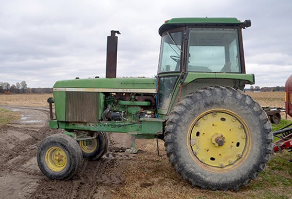 FARM EQUIPMENT AUCTION IN WELLS COUNTY